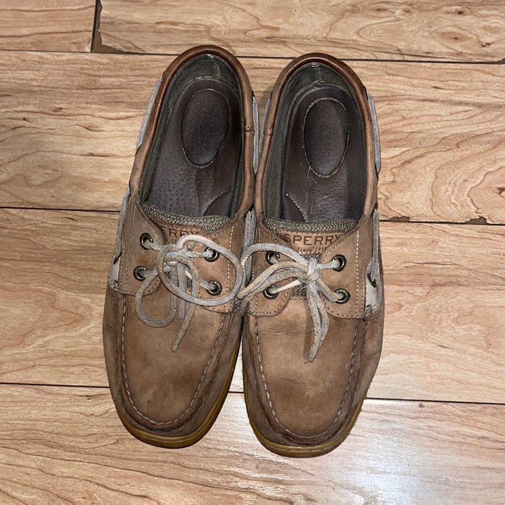 sperrys size 8.5 in women's
